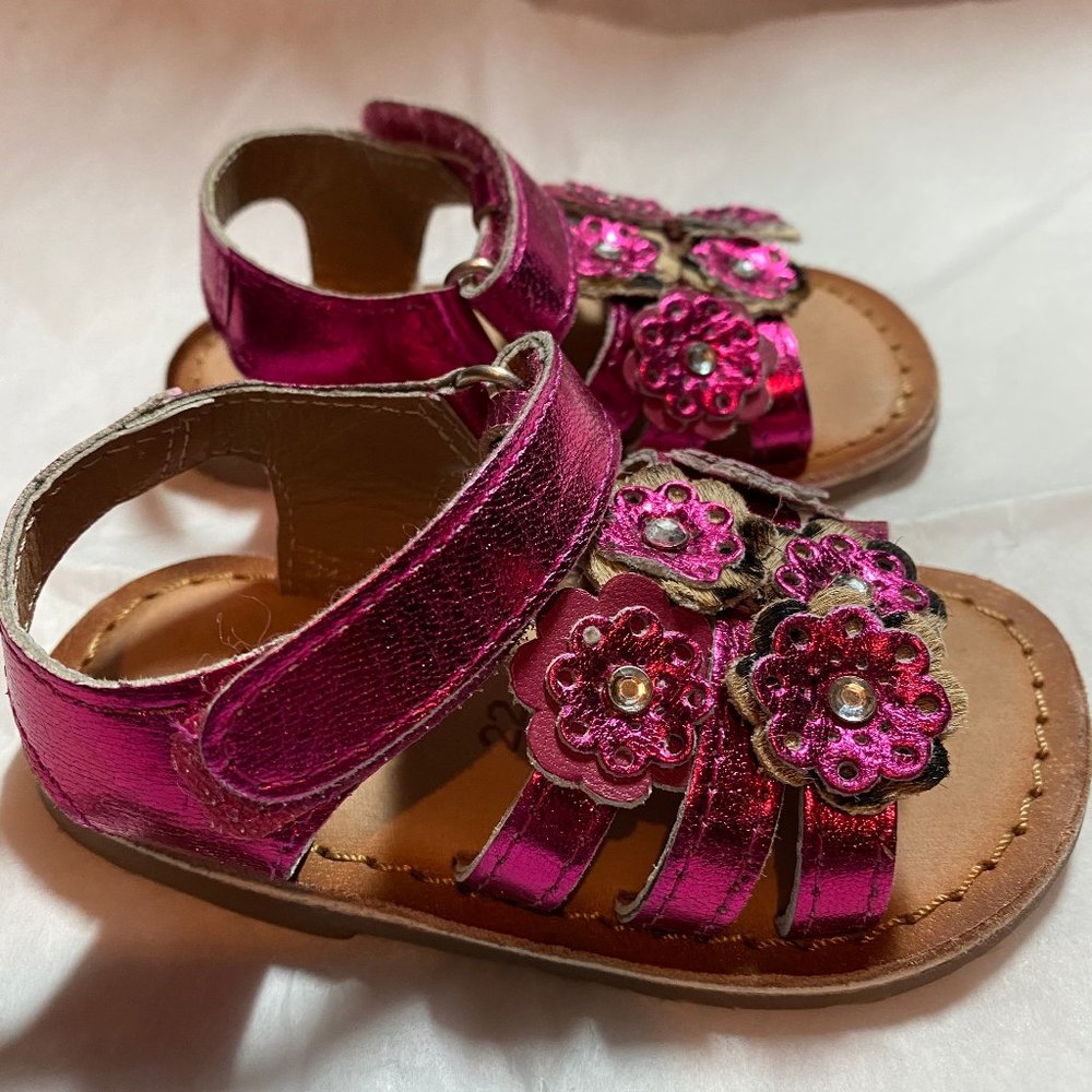 Pazitos Studded Flower Mini Burst Sandals